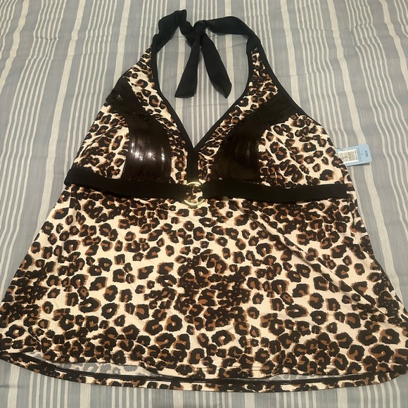 Leopard Print Halter Top - Picture 1 of 3